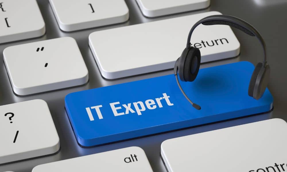 Keyboard key labeled IT Expert