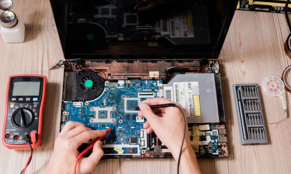 Repairing laptop motherboard with tools